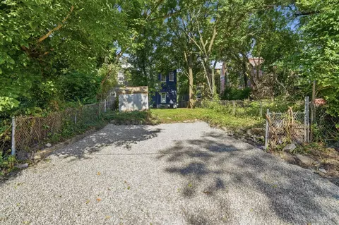 Exterior - 4228 Dane Ave, Cincinnati, OH 45223 photo 11 of 15