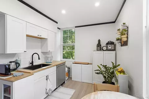 Kitchen - 4228 Dane Ave, Cincinnati, OH 45223 photo 3 of 5