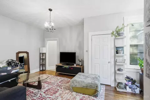Living - 4228 Dane Ave, Cincinnati, OH 45223 photo 3 of 5