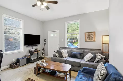 Living - 4228 Dane Ave, Cincinnati, OH 45223 photo 1 of 5