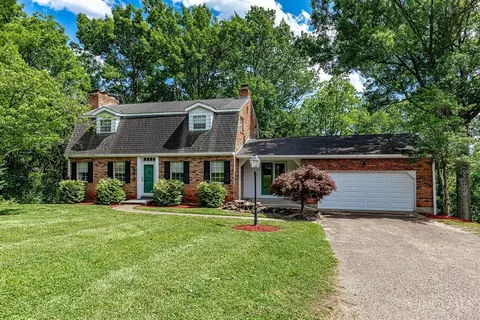 10689 Carolina Trace Rd, Harrison, OH 45030
