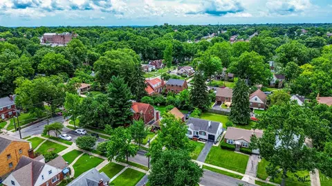 View/Area - 3115 Pershing Ct, Cincinnati, OH 45211 photo 1 of 9
