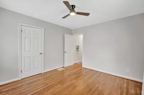 Bedroom - 3115 Pershing Ct, Cincinnati, OH 45211 photo 5 of 6