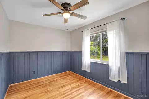 Bedroom - 3115 Pershing Ct, Cincinnati, OH 45211 photo 1 of 6