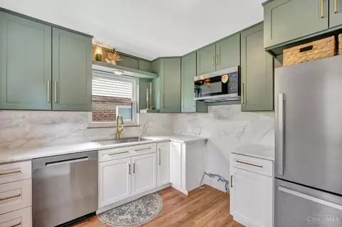 Kitchen - 3115 Pershing Ct, Cincinnati, OH 45211 photo 1 of 3