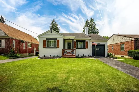 Exterior - 3115 Pershing Ct, Cincinnati, OH 45211 photo 2 of 9