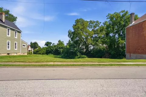 1614 Brewster Ave, Cincinnati, OH 45207 photo 2
