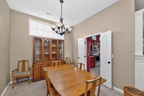 Dining - 8049 Bridge Point Dr, Cincinnati, OH 45248 photo 4 of 4