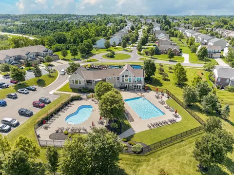 View/Area - 8049 Bridge Point Dr, Cincinnati, OH 45248 photo 8 of 9