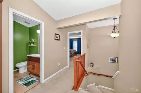 Entry Way - 8049 Bridge Point Dr, Cincinnati, OH 45248 photo 3 of 3