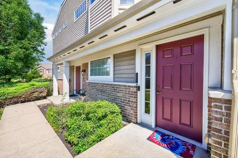 Exterior - 8049 Bridge Point Dr, Cincinnati, OH 45248 photo 3 of 6