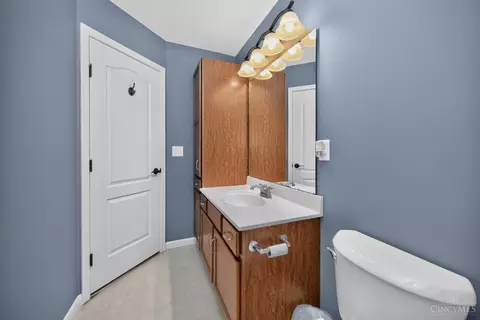 Bath - 8049 Bridge Point Dr, Cincinnati, OH 45248 photo 7 of 7