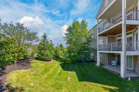 Exterior - 8049 Bridge Point Dr, Cincinnati, OH 45248 photo 6 of 6