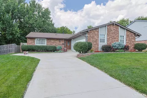 1858 Fallbrook Ln, Cincinnati, OH 45240