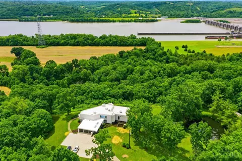 2548 U S Highway 52, Felicity, OH 45120