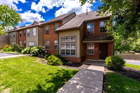 10555 Montgomery Rd, Montgomery, OH 45242