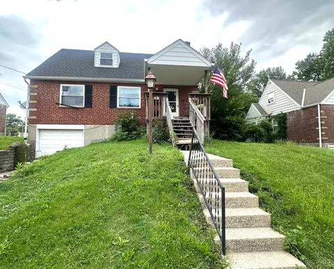 5578 Clearview Ave, Cincinnati, OH 45248