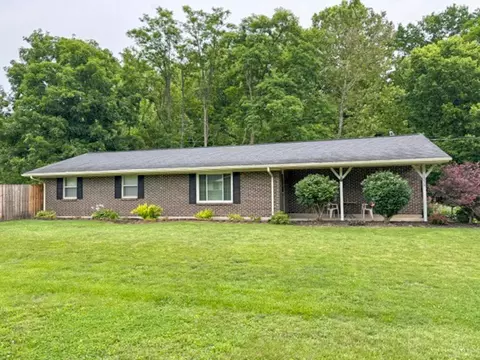 1730 Weaver Rd, Okeana, OH 45053