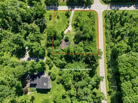 7255 Drake Rd, Indian Hill, OH 45243