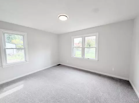 Bedroom - 820 Lilly Ln, Cincinnati, OH 45245 photo 1 of 4