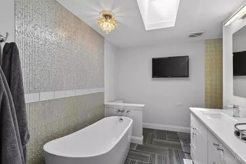 2201 Riverside Dr, Cincinnati, OH 45202 photo 38