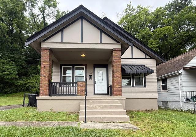 2755 Robert Ave, Cincinnati, OH 45211