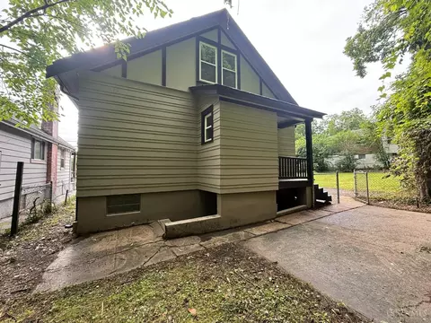 Exterior - 2755 Robert Ave, Cincinnati, OH 45211 photo 6 of 8