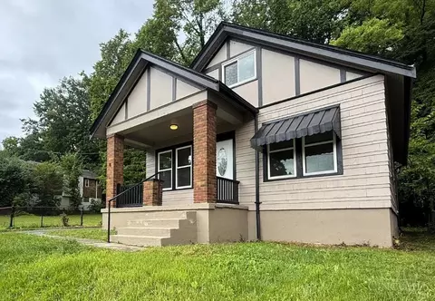 Exterior - 2755 Robert Ave, Cincinnati, OH 45211 photo 2 of 8