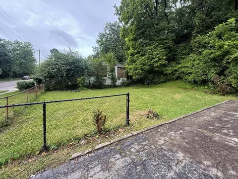 Exterior - 2755 Robert Ave, Cincinnati, OH 45211 photo 8 of 8