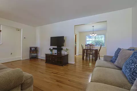 6993 Galbraith Rd, Cincinnati, OH 45243 photo 11