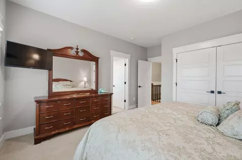 587 Forestedge Dr, Cincinnati, OH 45255 photo 39