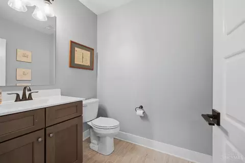 587 Forestedge Dr, Cincinnati, OH 45255 photo 58