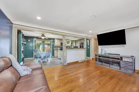 Other - 451 Beech Tree Ln, Cincinnati, OH 45244 photo 3 of 15