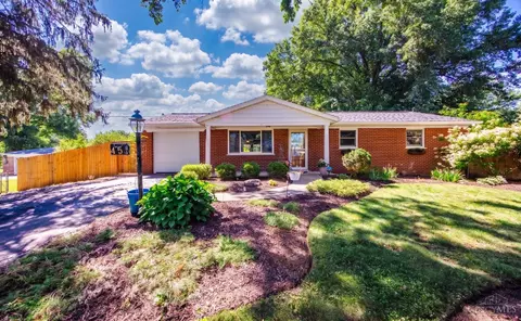 451 Beech Tree Ln, Cincinnati, OH 45244