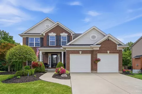 10782 Carolina Pines Dr, Harrison, OH 45030
