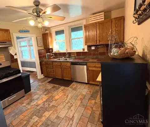 Kitchen - 6934 Merwin Ave, Cincinnati, OH 45227 photo 3 of 3