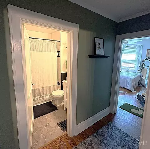 Entry Way - 6934 Merwin Ave, Cincinnati, OH 45227 photo 1 of 2