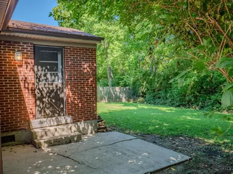 2432 Bracebridge Dr, Cincinnati, OH 45231 photo 21