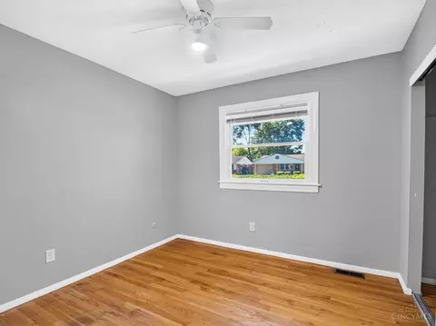 2432 Bracebridge Dr, Cincinnati, OH 45231 photo 11