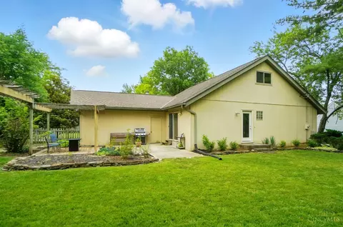 Exterior - 736 Evangeline Rd, Forest Park, OH 45240 photo 5 of 18