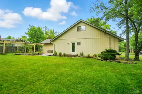 Exterior - 736 Evangeline Rd, Forest Park, OH 45240 photo 7 of 18