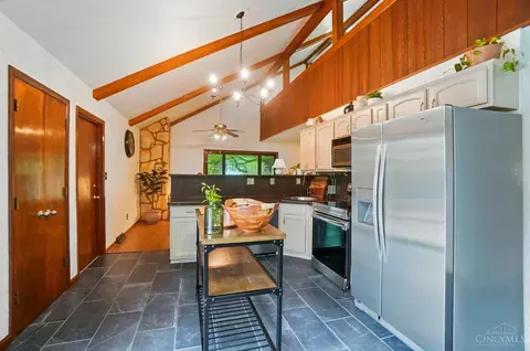Kitchen - 736 Evangeline Rd, Forest Park, OH 45240 photo 2 of 7
