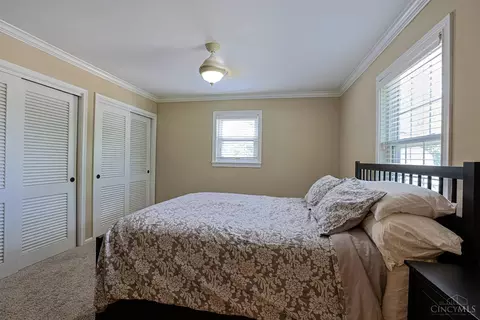 Bedroom - 6200 Margo Ln, Cincinnati, OH 45227 photo 2 of 9
