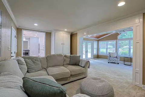 Living - 6200 Margo Ln, Cincinnati, OH 45227 photo 5 of 6