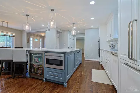 Kitchen - 6200 Margo Ln, Cincinnati, OH 45227 photo 2 of 5