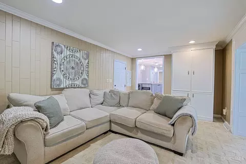 Living - 6200 Margo Ln, Cincinnati, OH 45227 photo 6 of 6