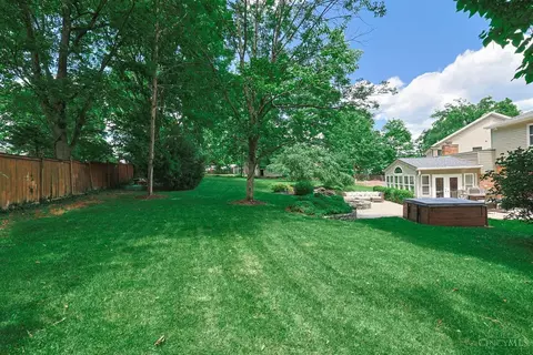 Exterior - 6200 Margo Ln, Cincinnati, OH 45227 photo 5 of 21