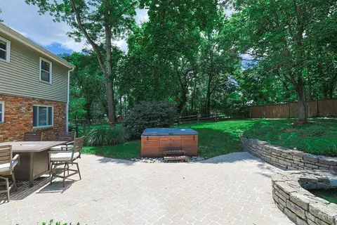 Exterior - 6200 Margo Ln, Cincinnati, OH 45227 photo 10 of 21