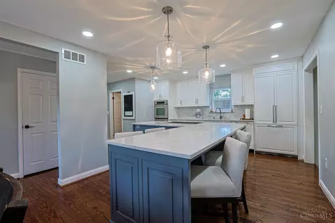 Kitchen - 6200 Margo Ln, Cincinnati, OH 45227 photo 1 of 5