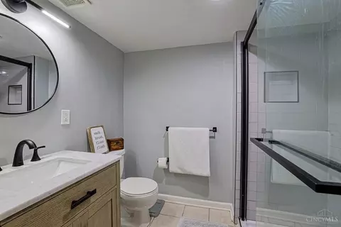 Bath - 6200 Margo Ln, Cincinnati, OH 45227 photo 5 of 5